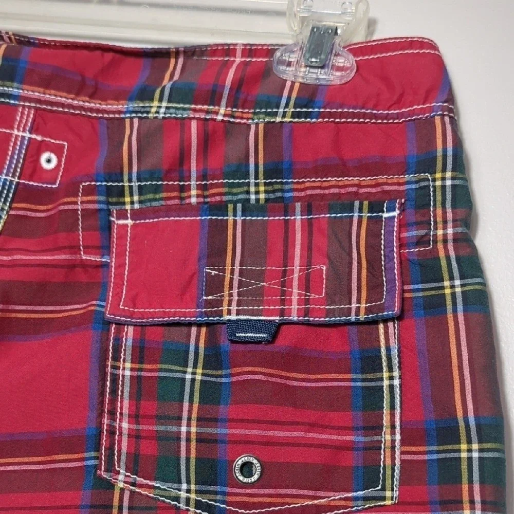 J. Crew Red Tartan Plaid Men's Swim Trunks‎ Board Shorts Size 33 Preppy Classic